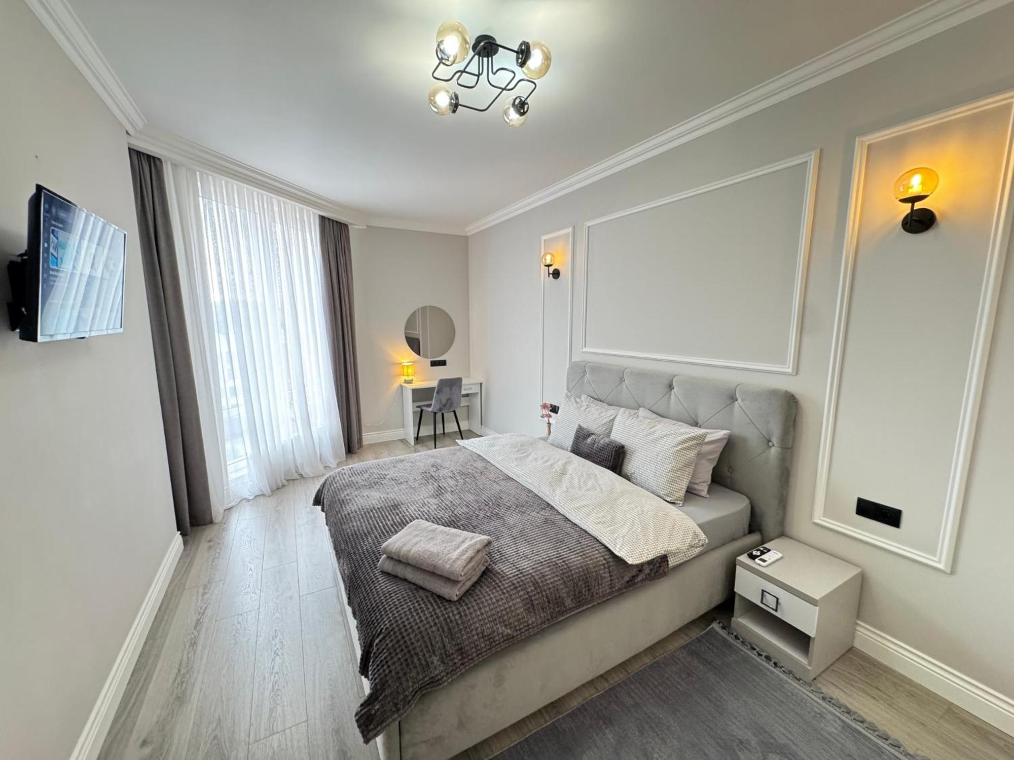 Two Bedroom Apartment In The Center, With Parking, Address Avram Iancu 32 Chisinau Exterior foto