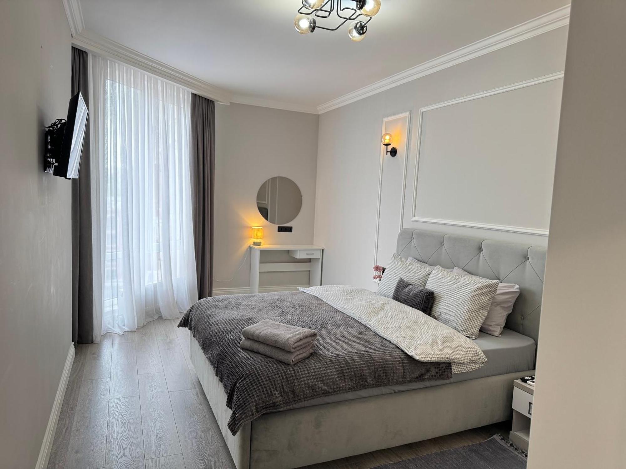 Two Bedroom Apartment In The Center, With Parking, Address Avram Iancu 32 Chisinau Exterior foto