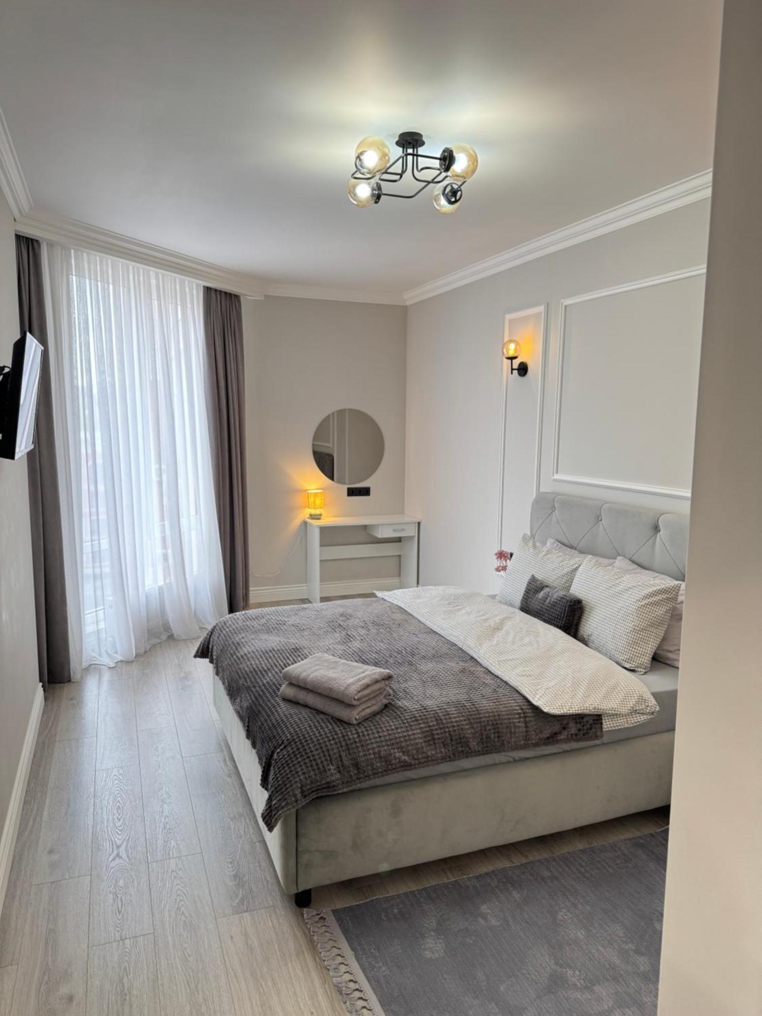 Two Bedroom Apartment In The Center, With Parking, Address Avram Iancu 32 Chisinau Exterior foto